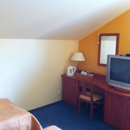 Guest House Guba Moletai Bilik gambar