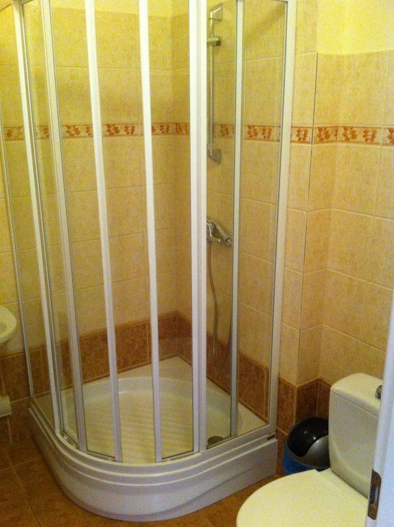 Guest House Guba Moletai Bilik gambar